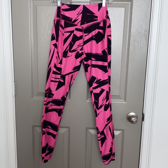 NIKE DRI-FIT pants, women’s Small - Picture 5 of 6